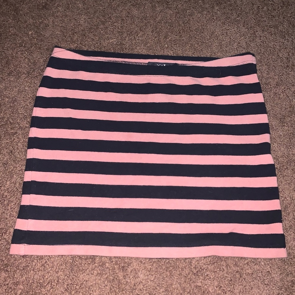 XXI pink and black mini skirt